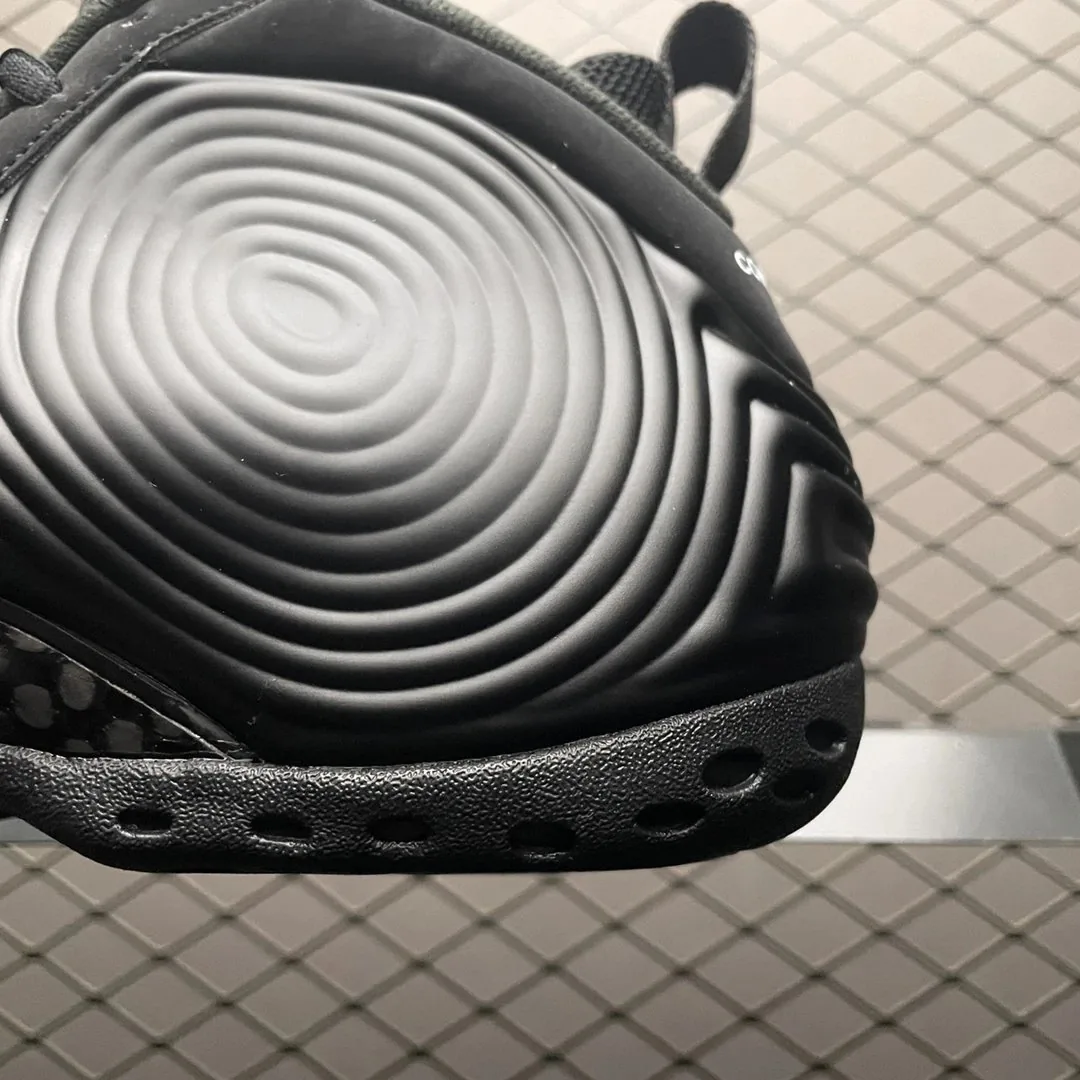 Nike Air Foamposite One Comme Des Garcons X — photo 5