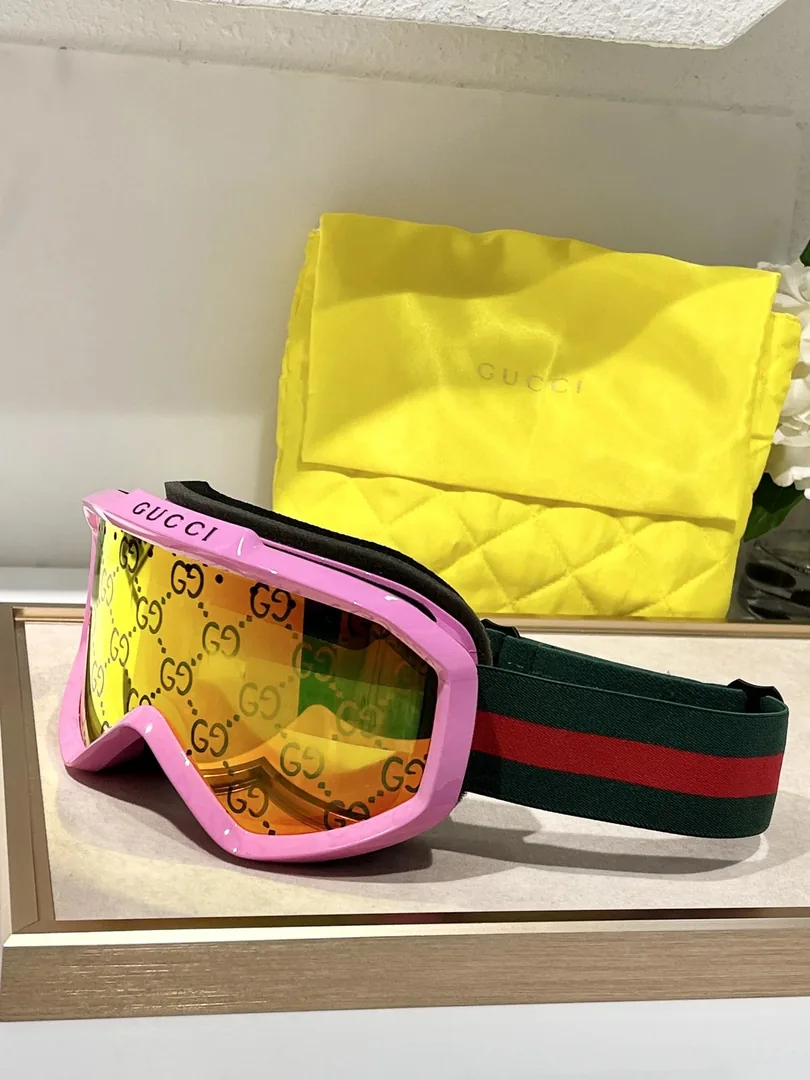 Winter Ski Goggles — Photo 2