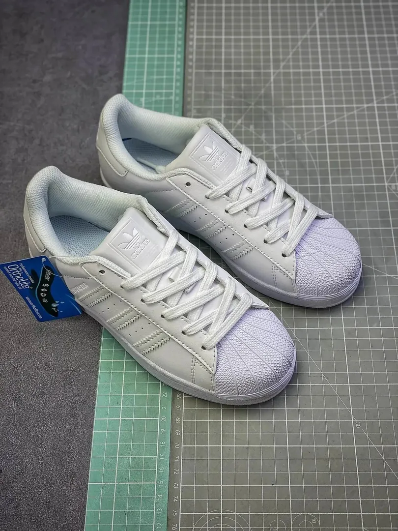 Adidas Superstar Sneakers — Photo 13