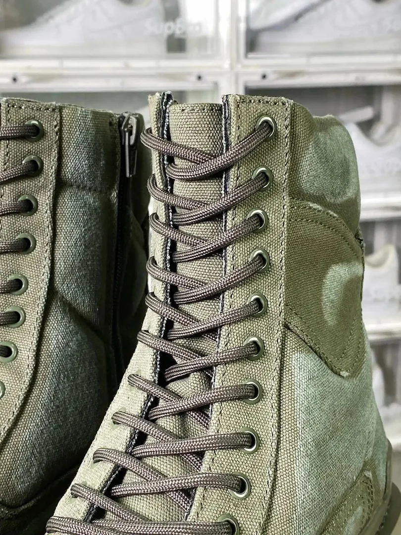 Balenciaga Strike Boot White Distressed Platform Boots — photo 7