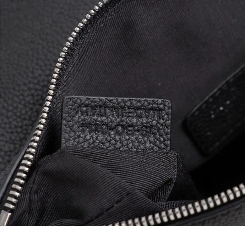 Dior Saddle Grained Leather Crossbody Bag — QC