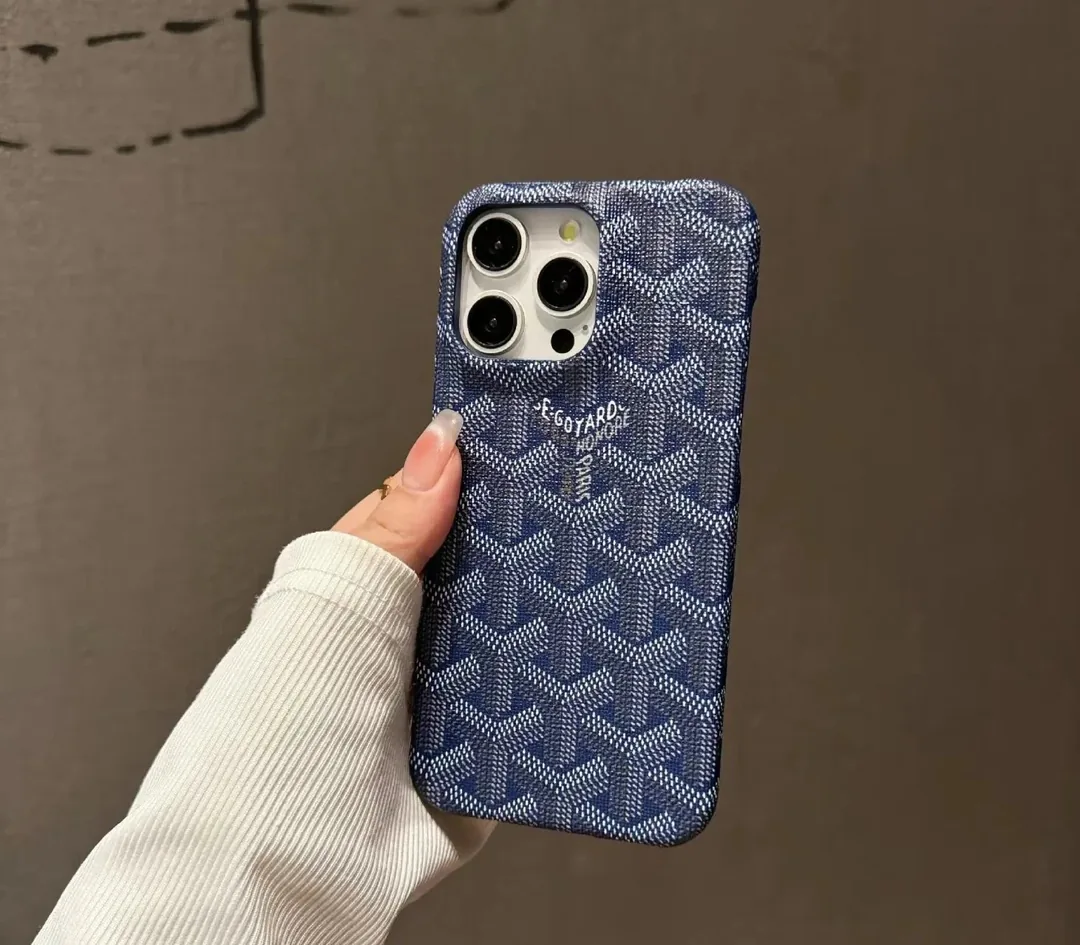 Street Style Phone Case — Photo 4
