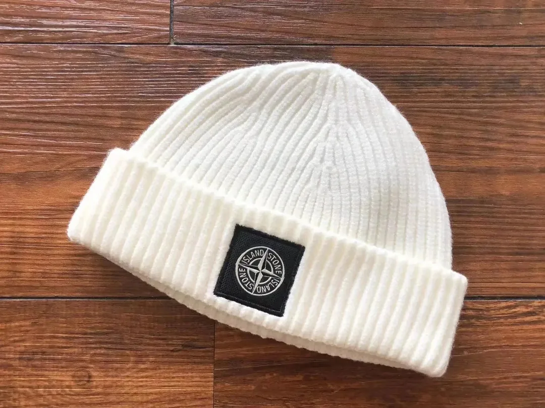 Stone Island Compass Badge Bucket Hat — QC