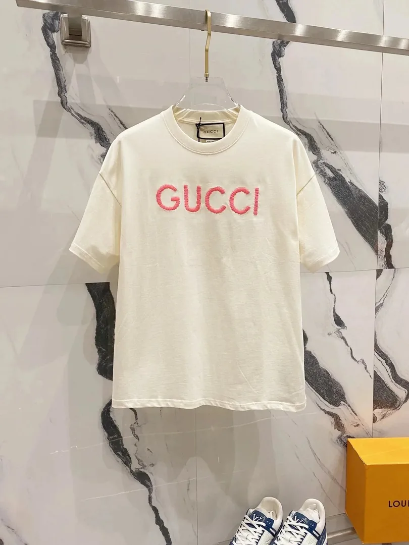 Embroidered Print T-Shirt Collection — photo 10