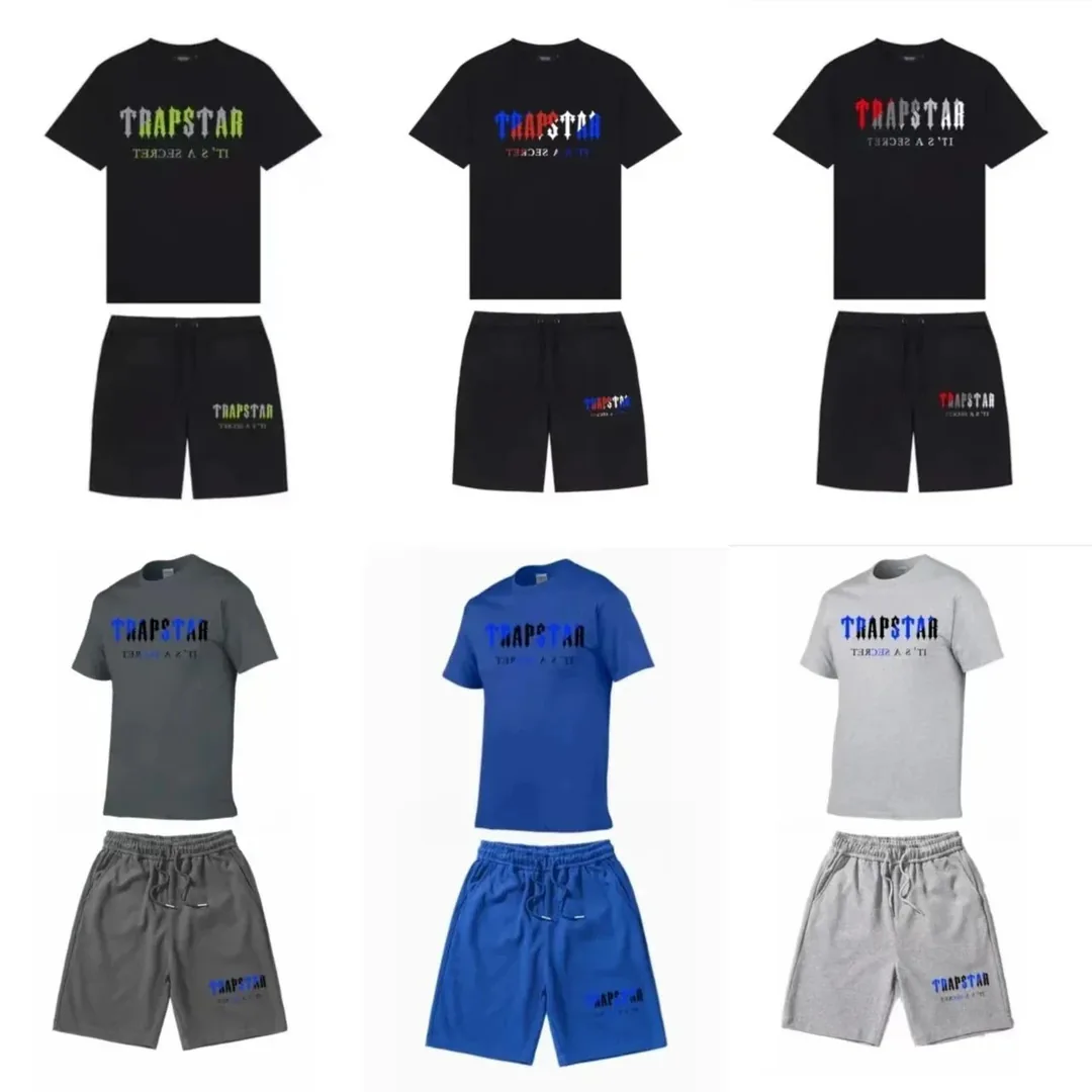 Short-Sleeve And Shorts Set — photo 1
