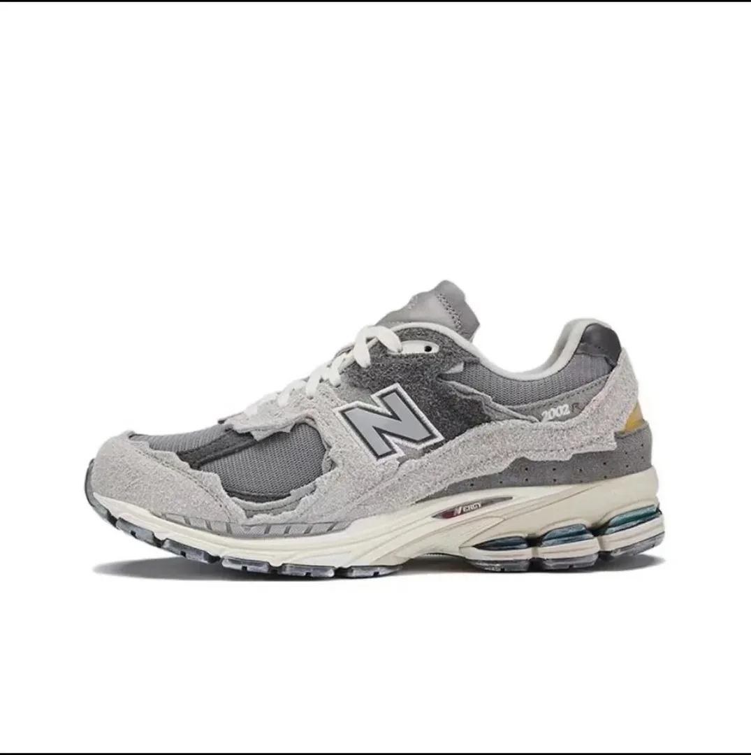 New Balance 2002 Trainers — Photo 11