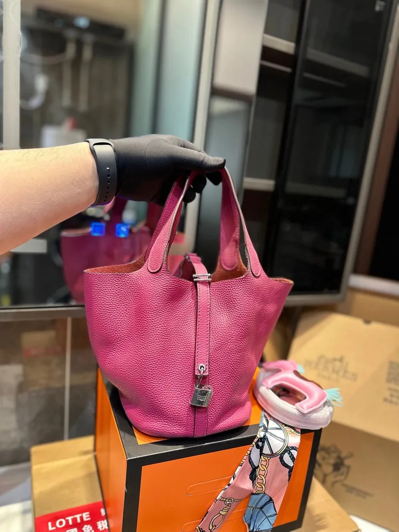 Hermes Picotin Leather Bucket Bag — photo 6