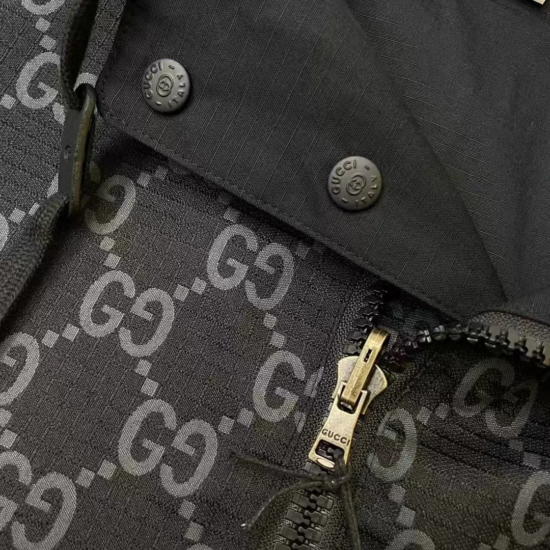 Two-Tone Fabric Bag — Photo 5