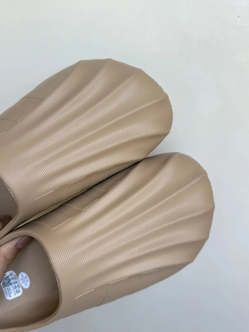 AdiFOM Adilette Clog Slides — QC