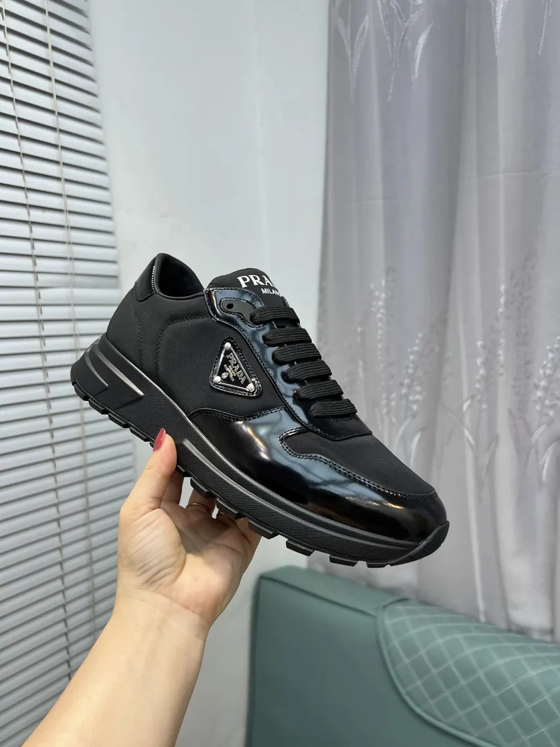 Prada Gucci Leather Nylon Lace-Up Sneakers — QC