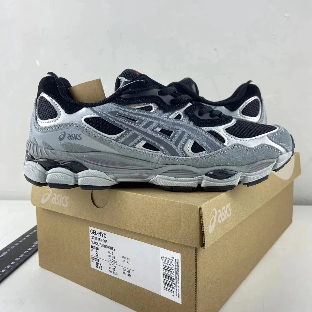 Asics Gel-NYC Dad Shoes — Photo 6