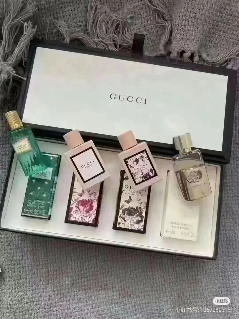 Perfume Set — Photo 15