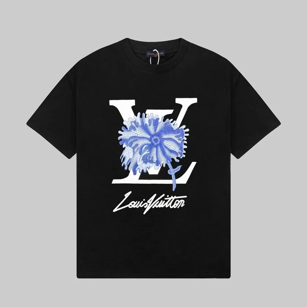 Louis Vuitton Logo Print T-Shirt — Photo 8