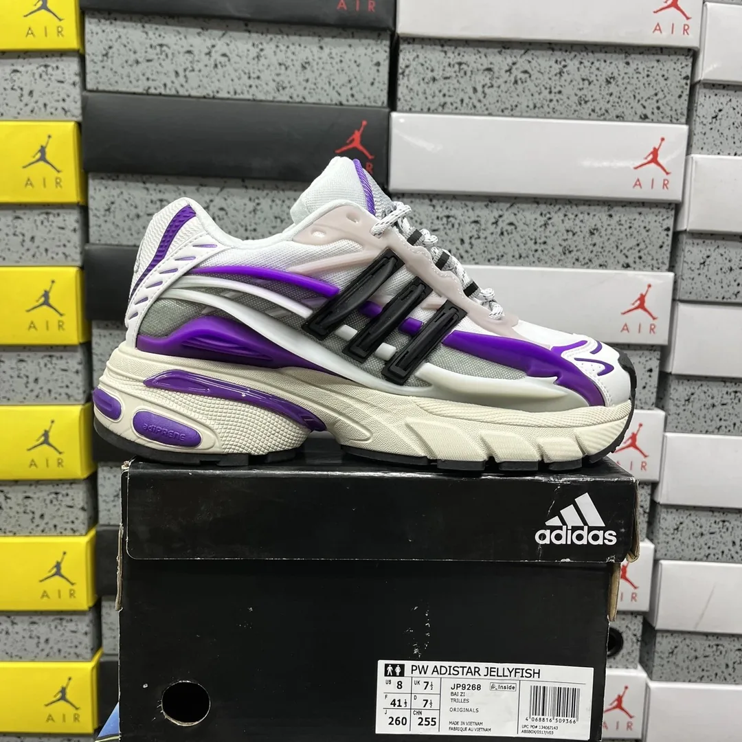 Jordan Fish Colorway Sneakers — QC