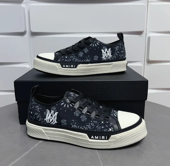Amiri Stars Court Low White Beige Star Patch Sneakers — Photo 6