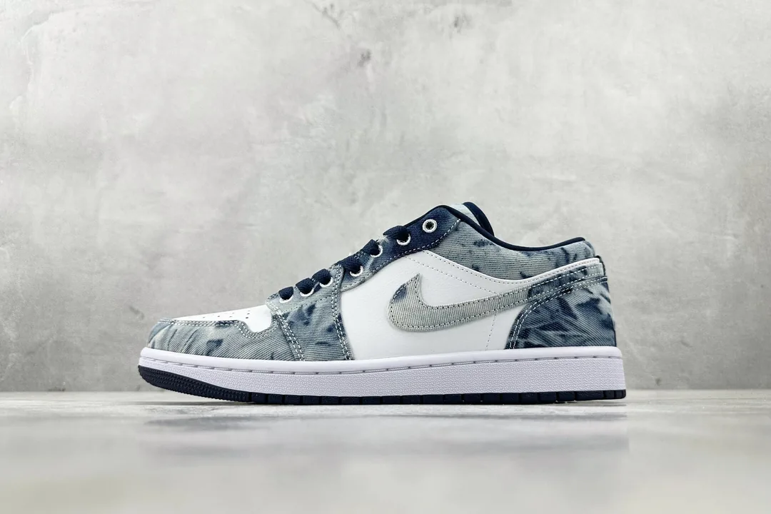 Air Jordan 1 Low Washed Denim