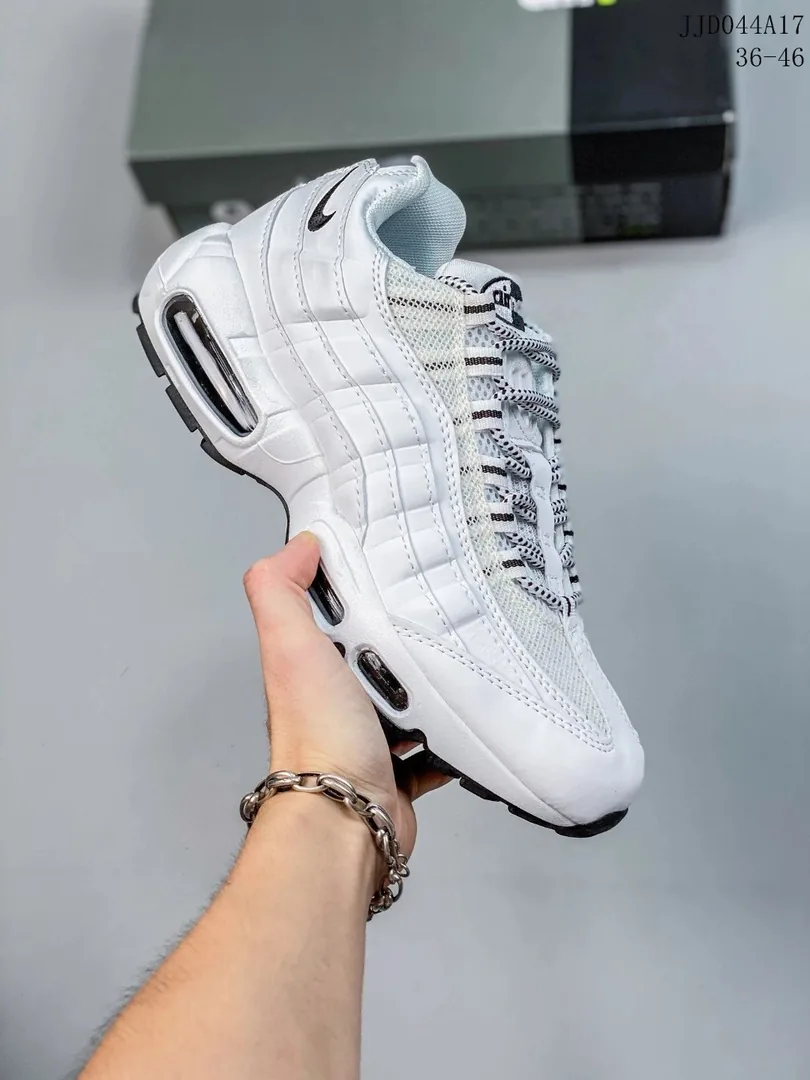 Nike Air Max 95 — photo 4