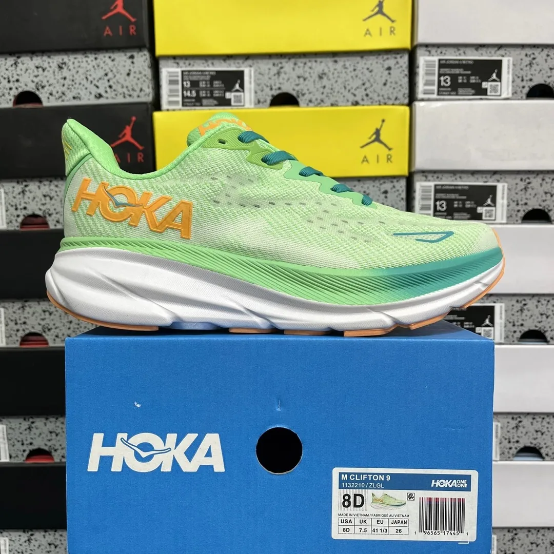 Hoka Clifton 9 One — QC