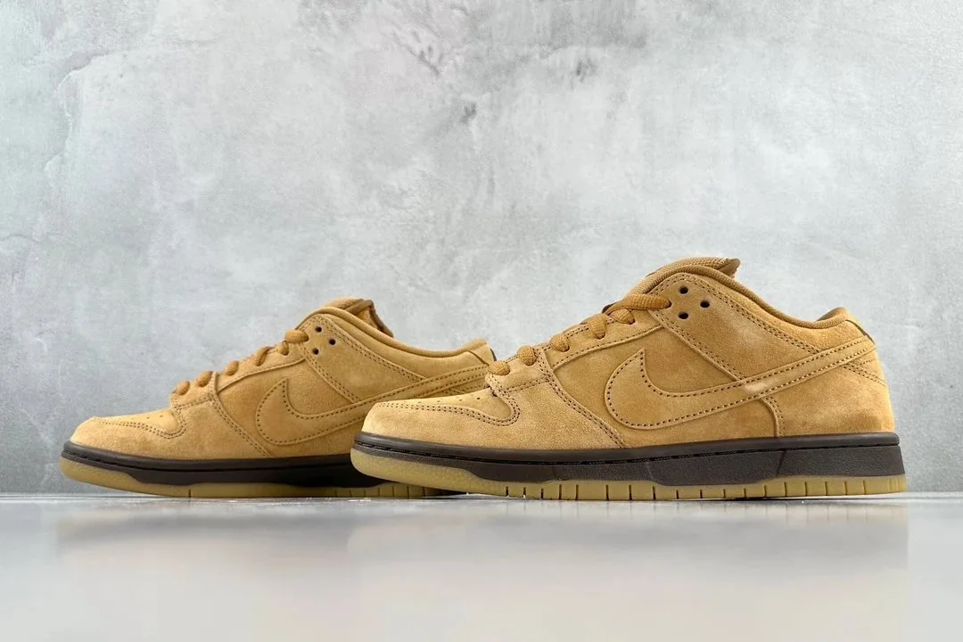 Nike SB Dunk Low Wheat Mocha Pro Sneakers — Photo 5