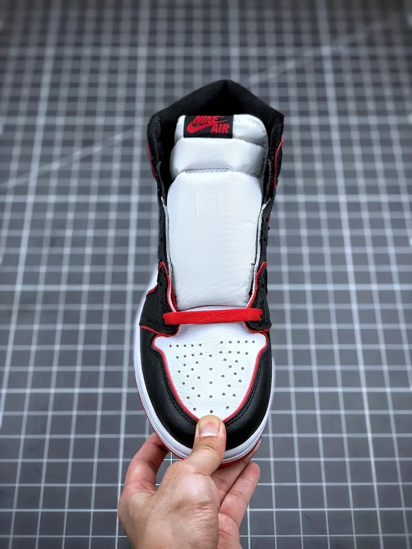 Air Jordan 1 High Infrared Leather — Photo 2