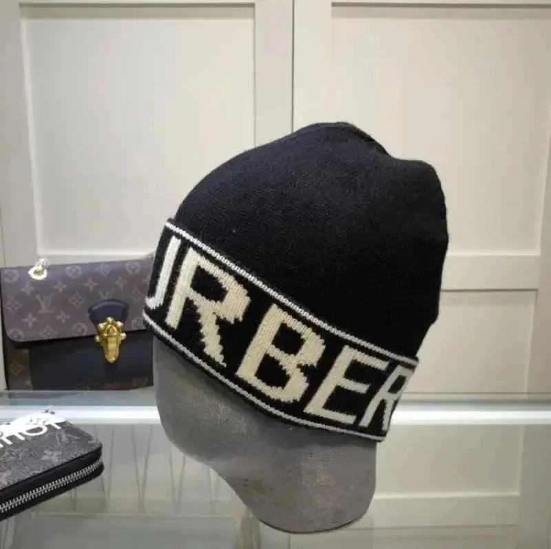 Minimalist Knit Beanie — Photo 4