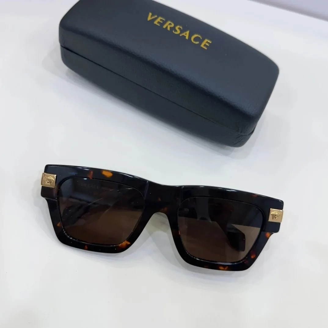 Versace Logo Square Sunglasses Black — Photo 8
