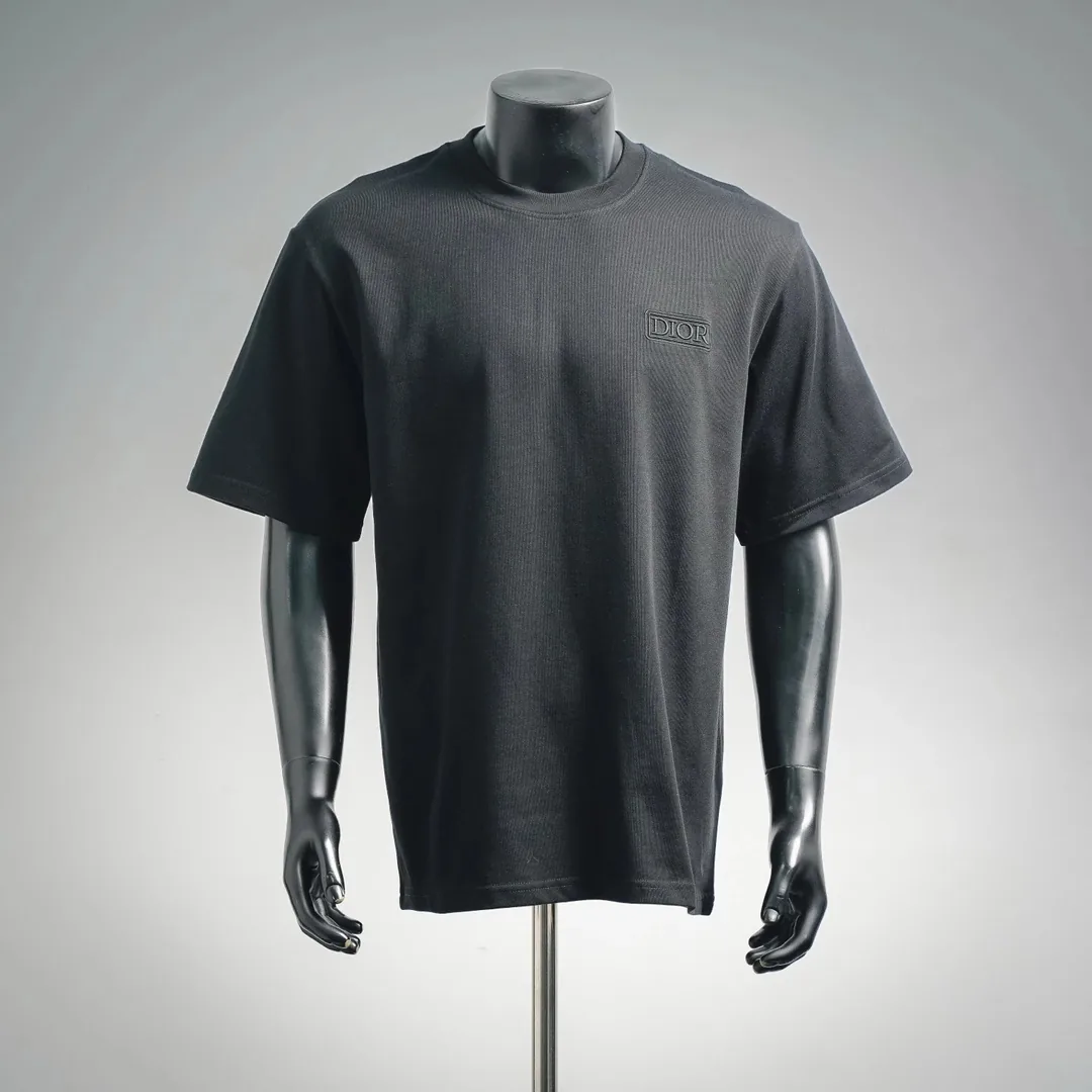 Detail Tee — Photo 12