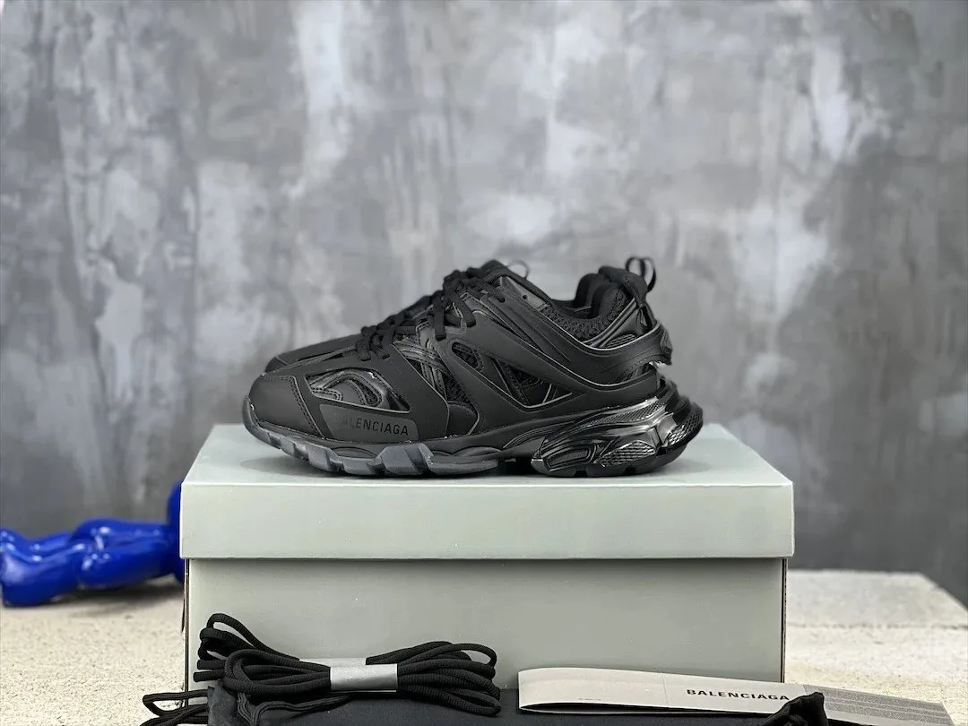 Balenciaga Track Trainer Sneakers — Photo 10
