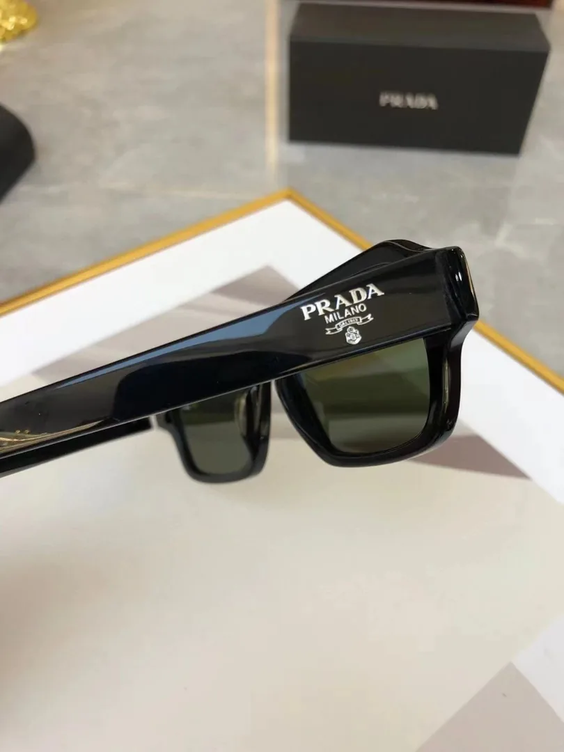 Unisex Square Sunglasses — photo 8