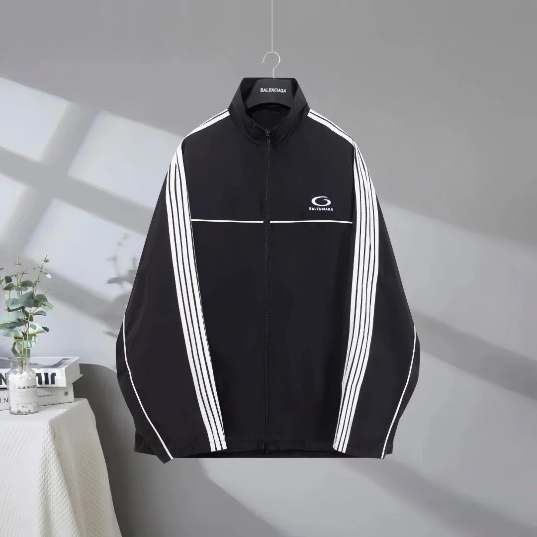 Windbreaker — QC