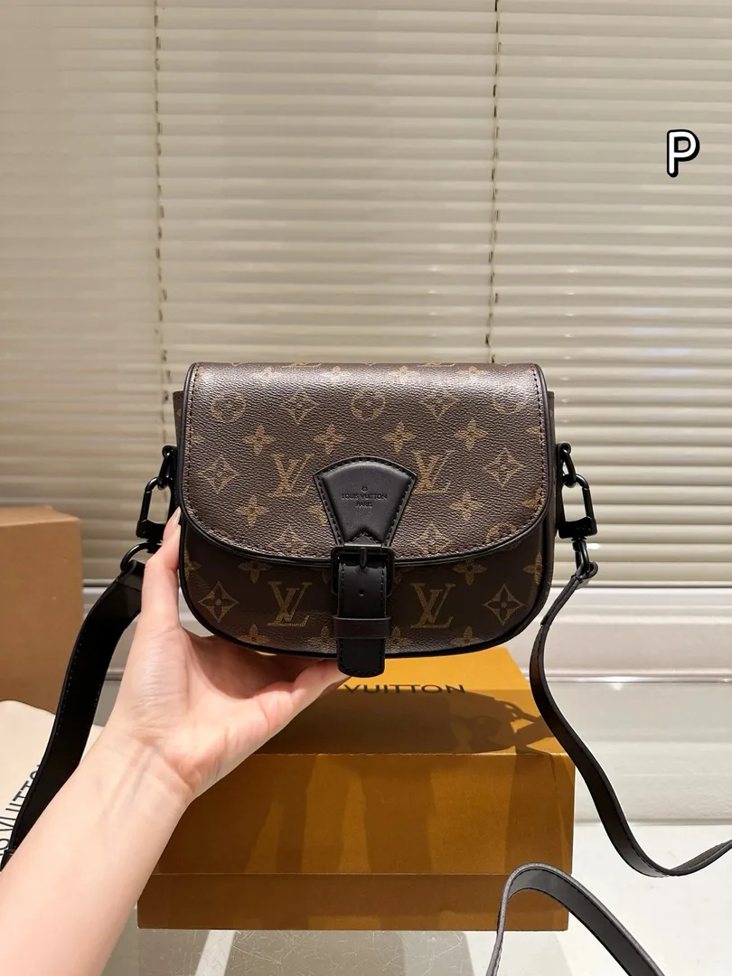 Louis Vuitton S Lock Leather Bag — Photo 7