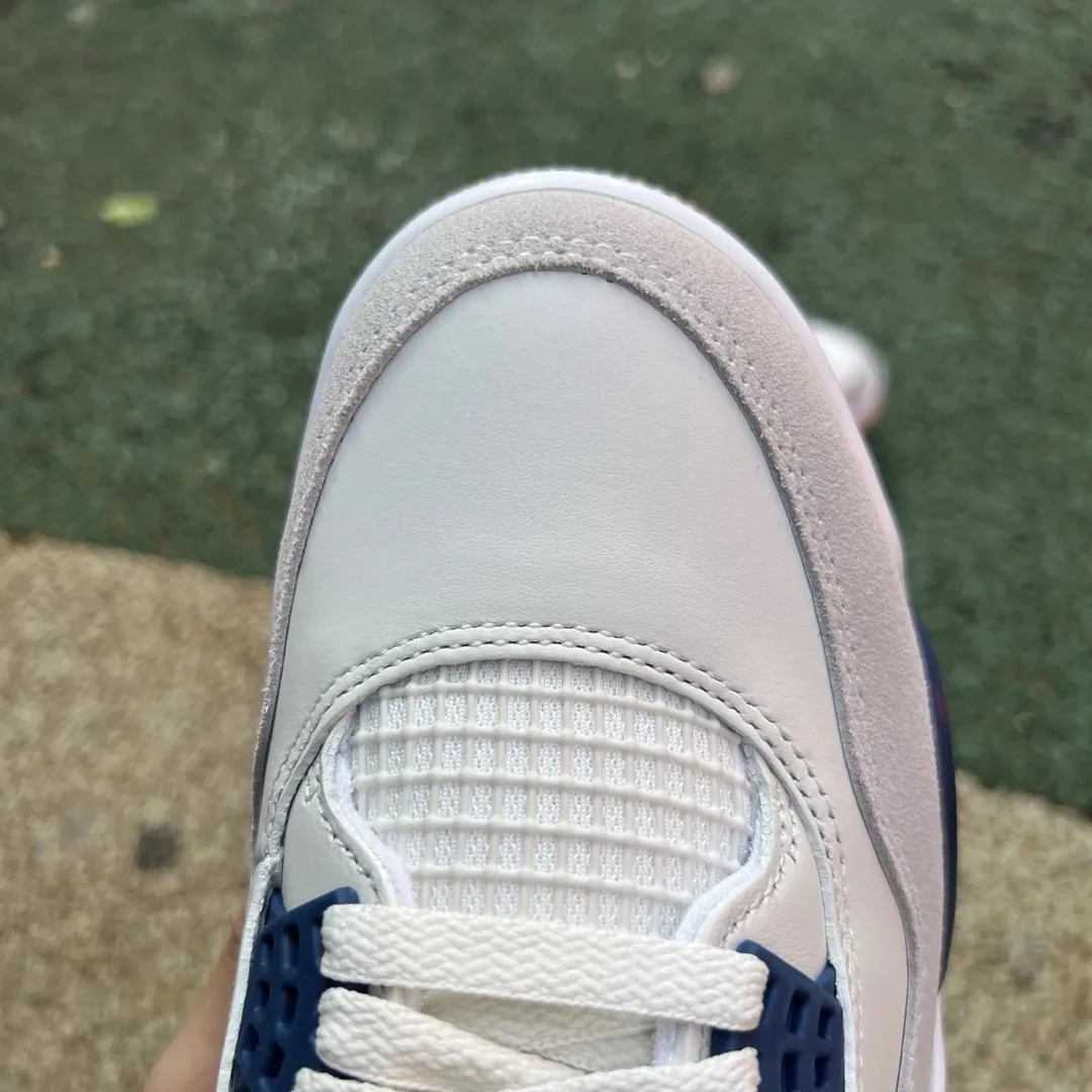 Air Jordan 4 Navy Sneakers — Photo 8