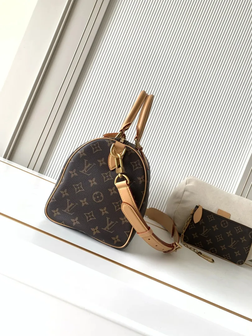 Louis Vuitton Speedy Bandouliere 30 Bag — Photo 2