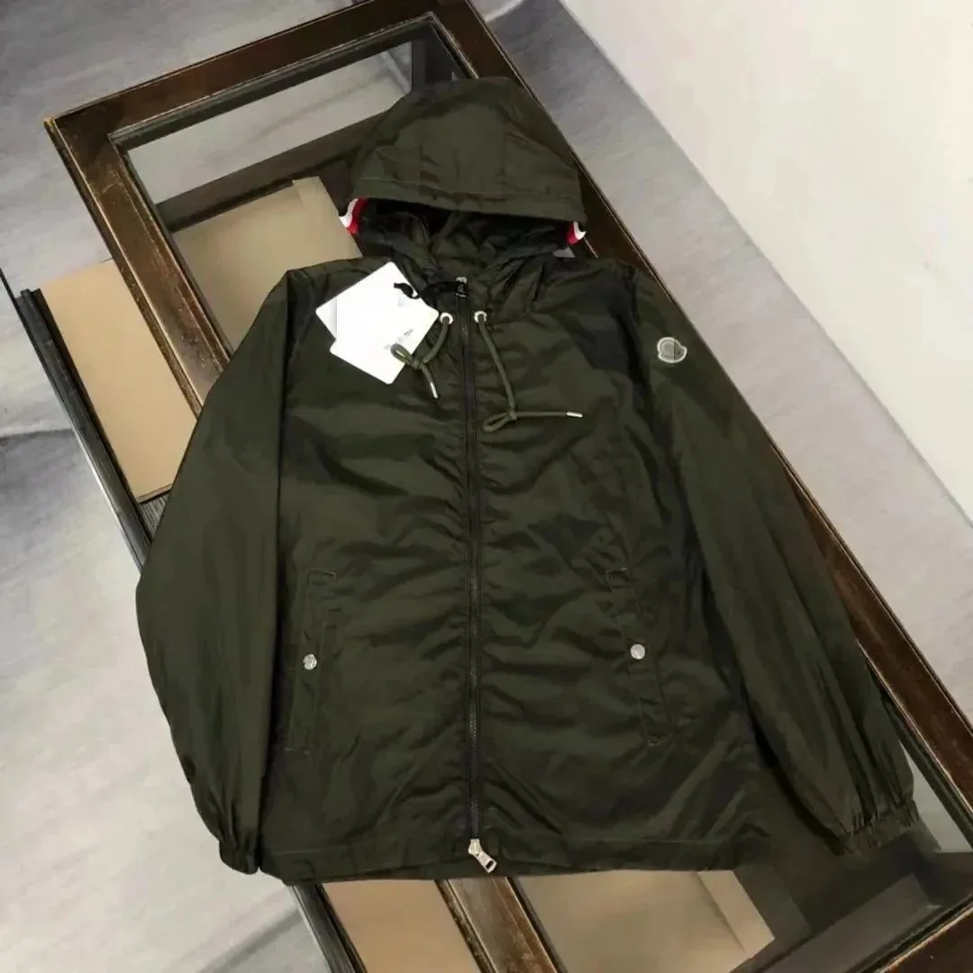 Moncler Logo Print Hooded Windbreaker — photo 12