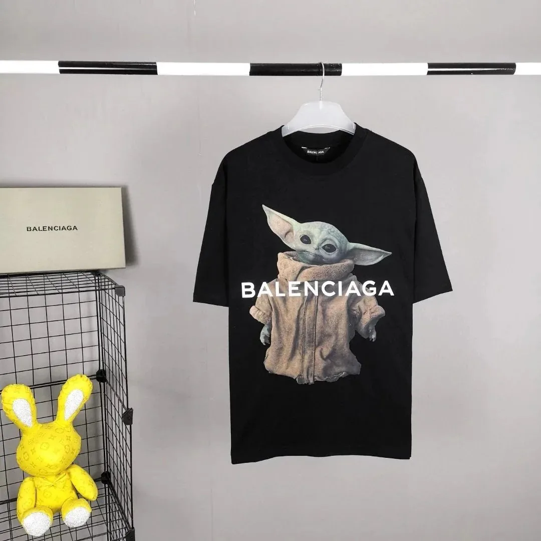 Balenciaga Photo Patch Oversized T-Shirt — Photo 11