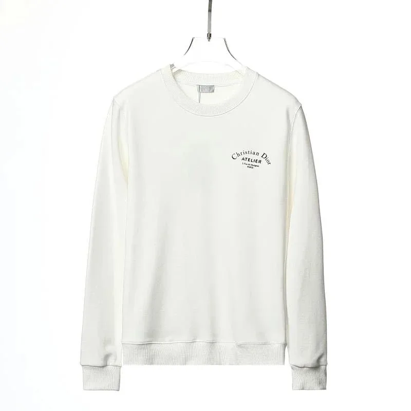 Long-Sleeve Tee — Photo 15