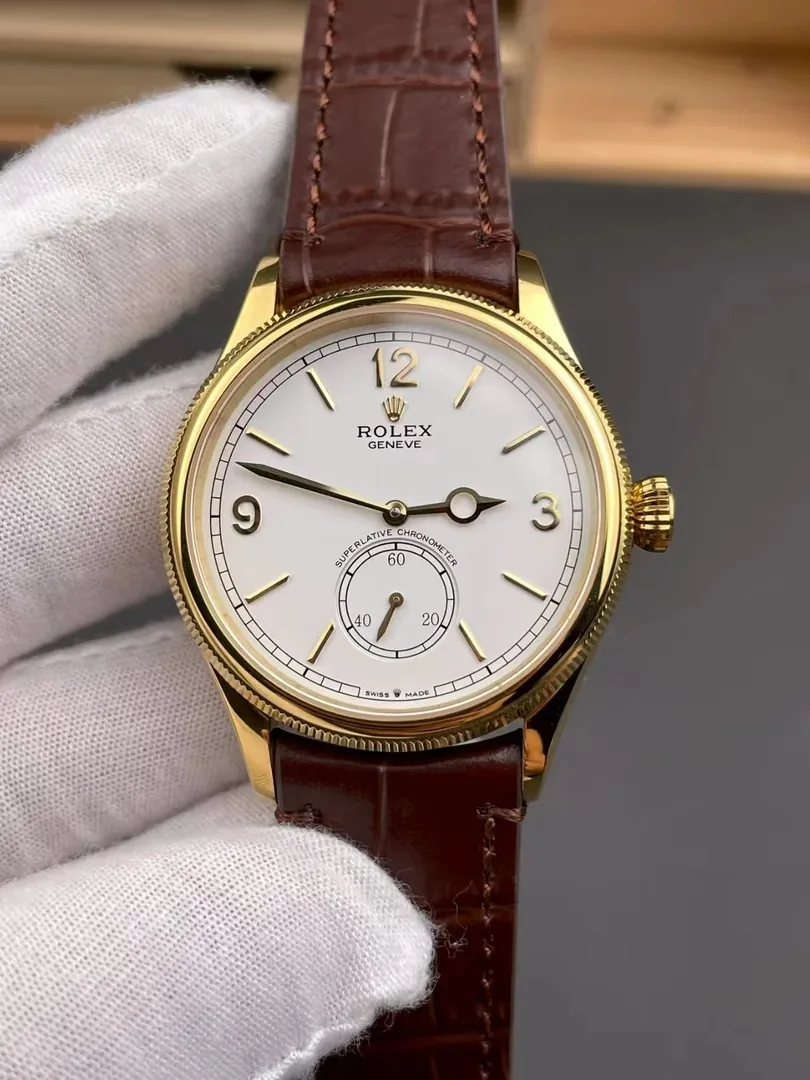 Automatic Movement Watch — Photo 8
