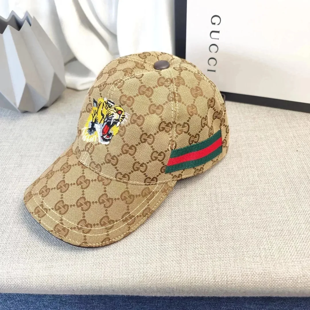 Baseball Cap — Photo 10