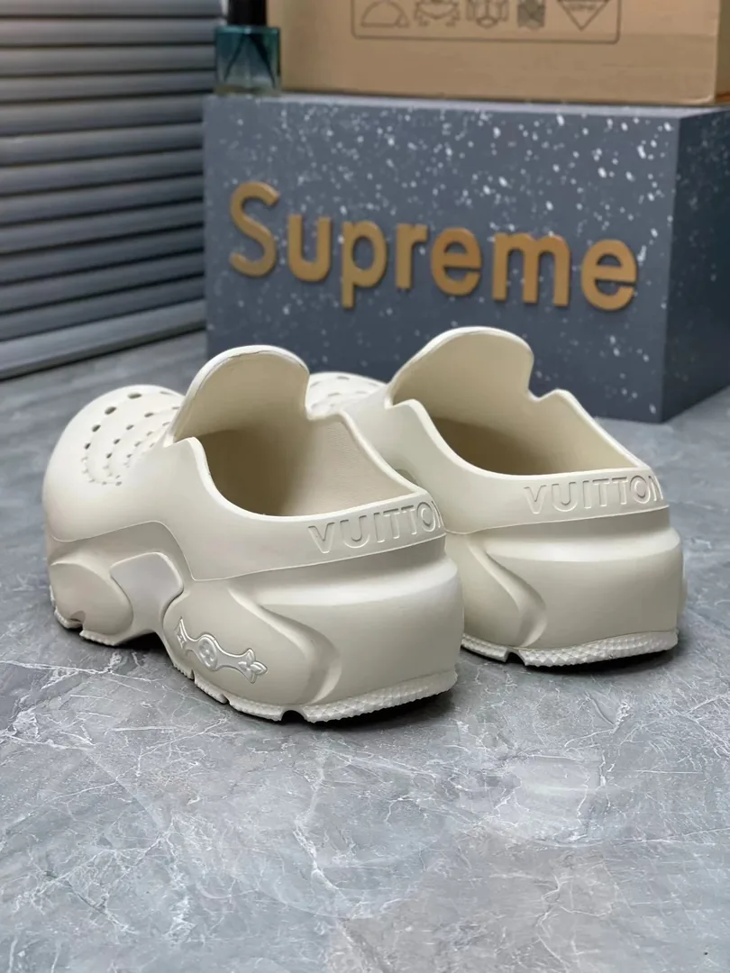 Shark Clog Slides — photo 12