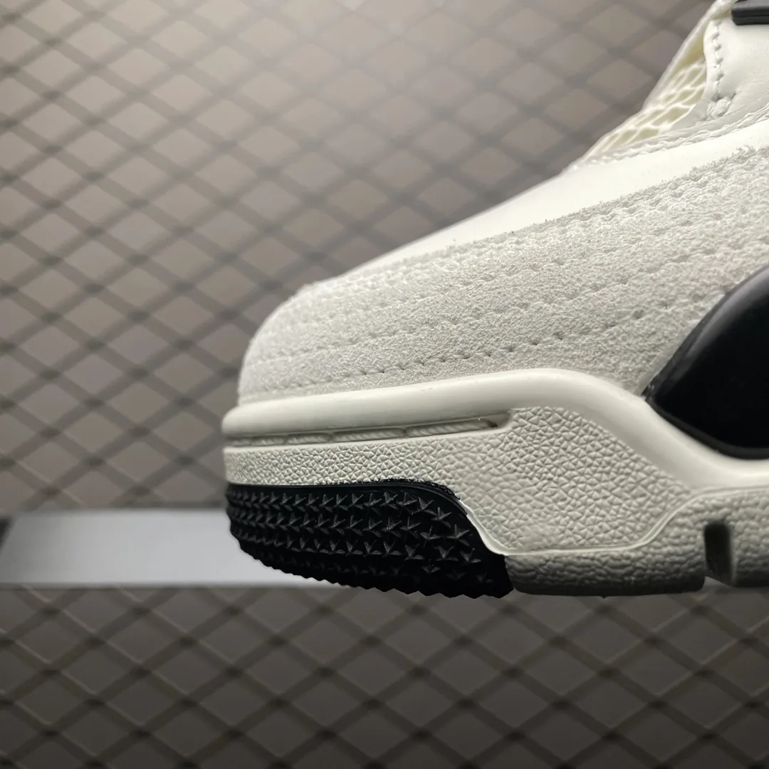 Air Jordan 4 Flight Club — photo 6