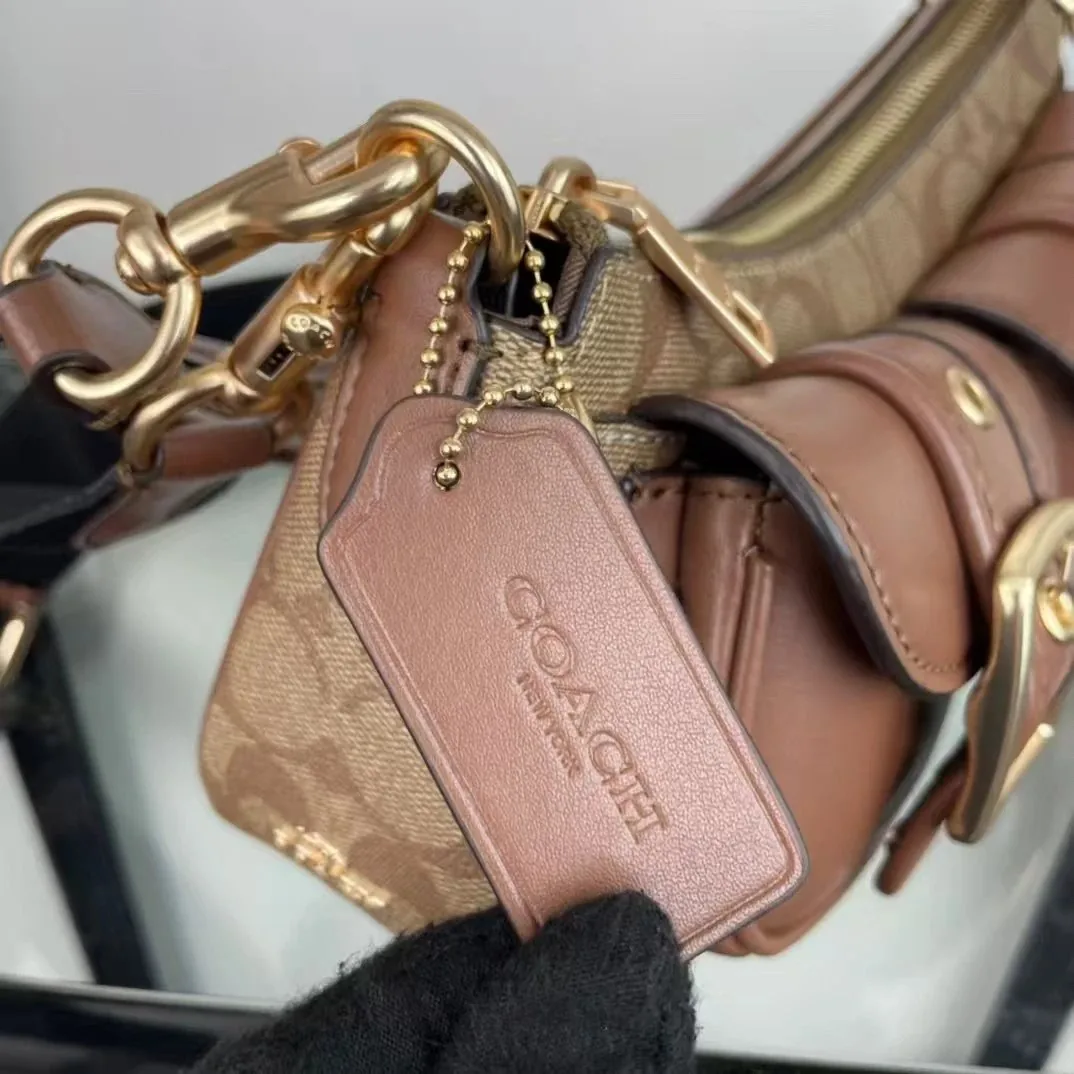 Coach Ashton Bucket Bag — Zdjęcie 9