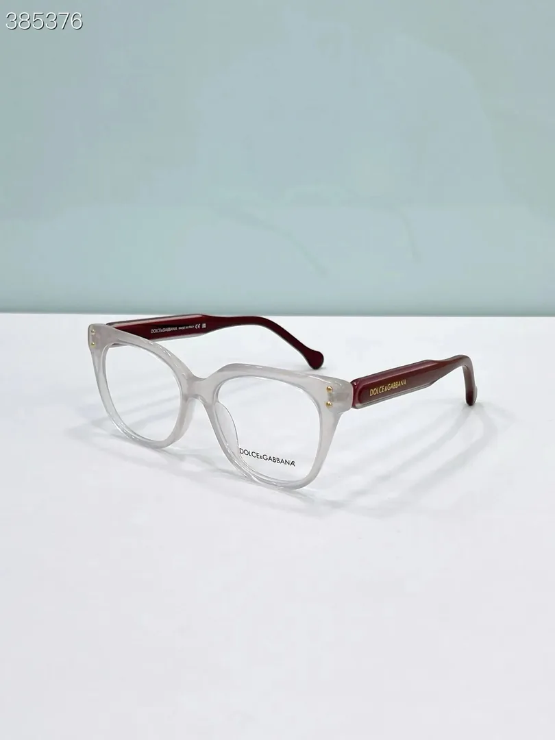 Tinted Lens Sunglasses — Photo 6