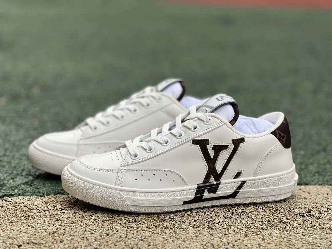 Louis Vuitton Blue Street Trainers — Photo 12