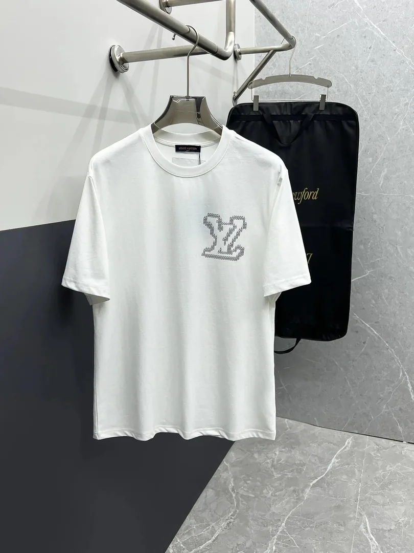 Louis Vuitton Watercolor Monogram T-Shirt — Photo 8