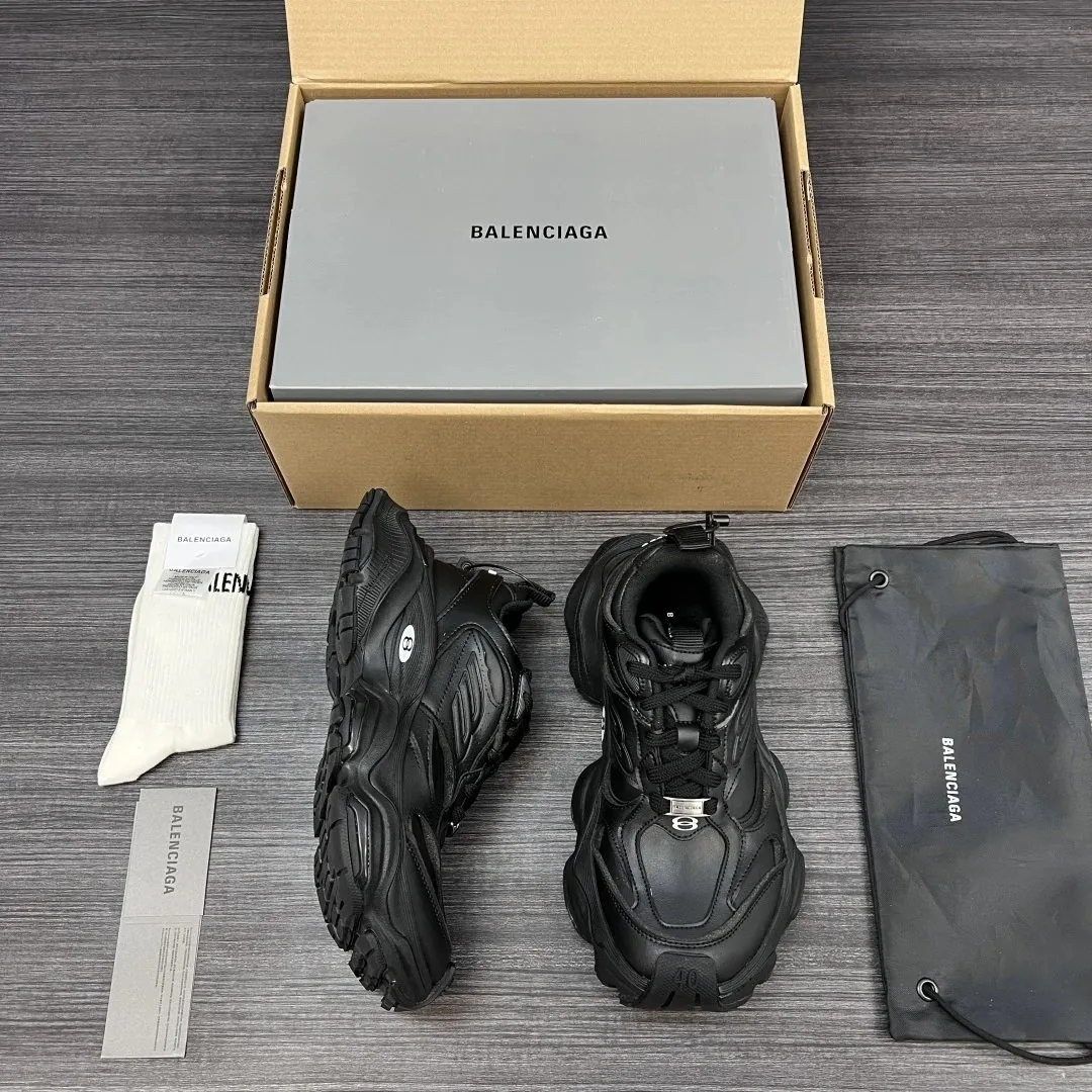 Balenciaga Cargo Sneaker Black Bigfoot Chunky Sneakers — Photo 10