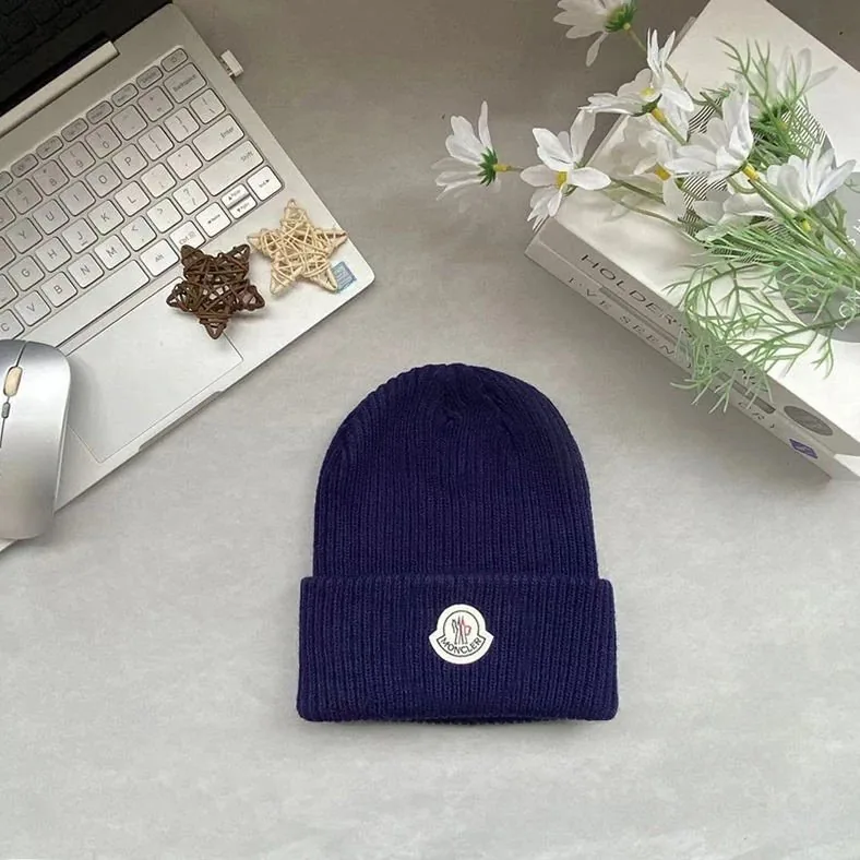 Knit Beanie — Photo 4