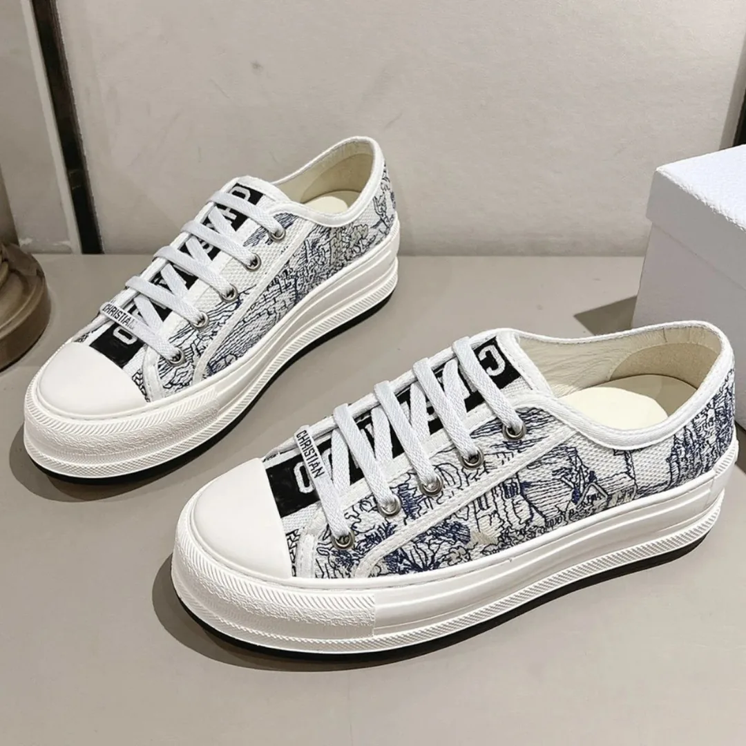 Dior Walk'n'Dior Walk'n' Oblique Velcro Sneakers — Photo 4