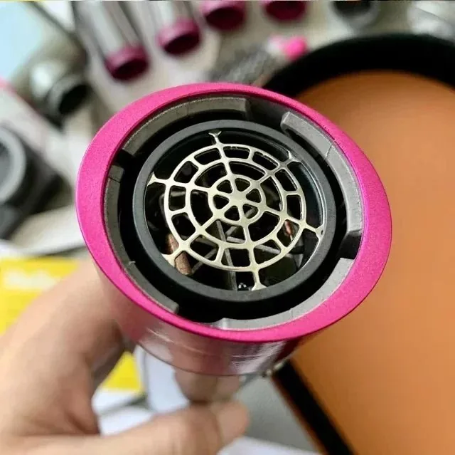Dyson HS01 Curling Iron — Photo 6
