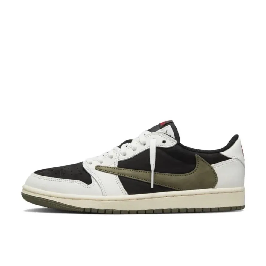 Air Jordan 1 Black Sneakers — Photo 6