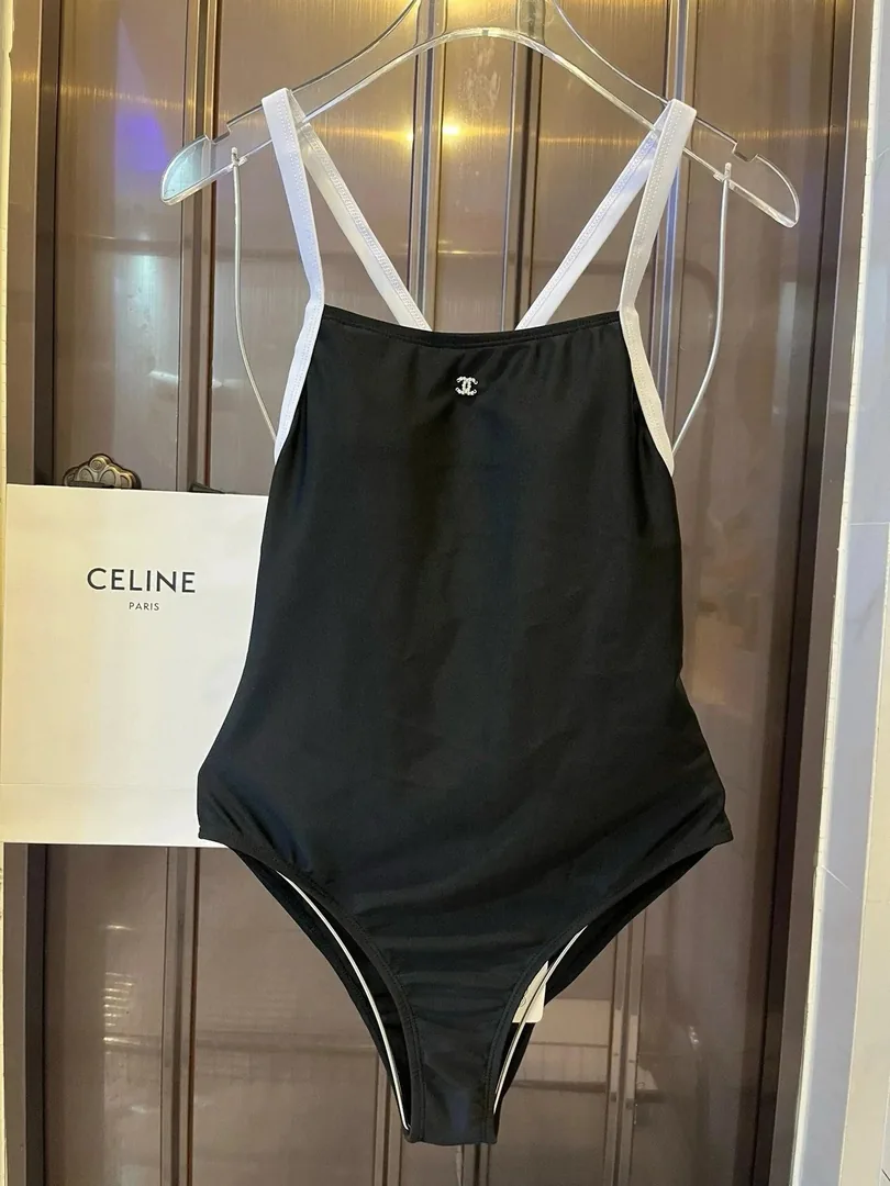 Beachwear Swimsuit — photo 9